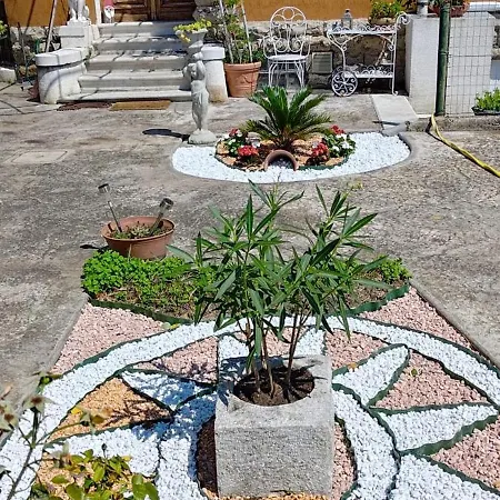 Allo Scoglio - Azienda Agricola Гостьовий будинок Трієст